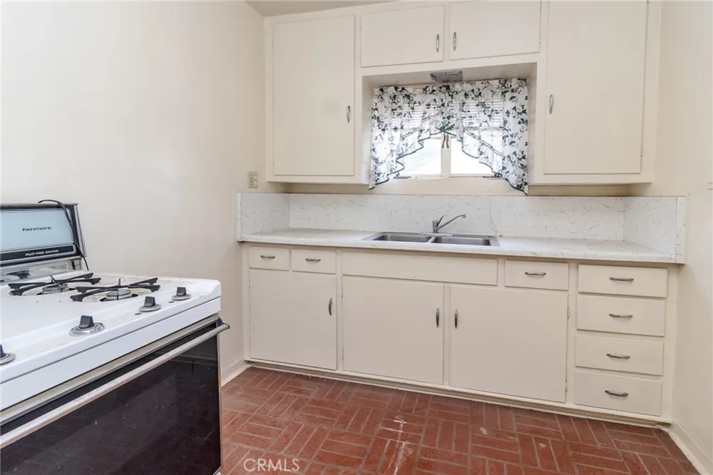 630 Acoma Street Needles, CA 92363