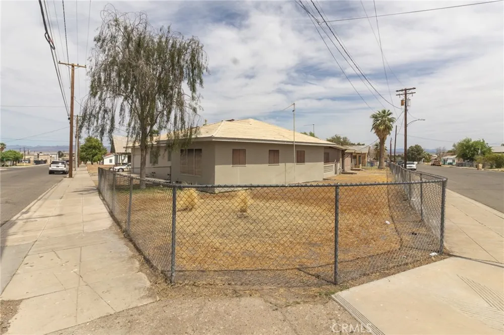 630 Acoma Street Needles, CA 92363