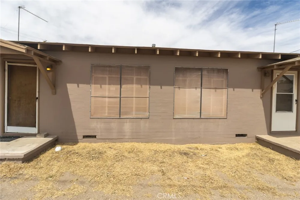 630 Acoma Street Needles, CA 92363
