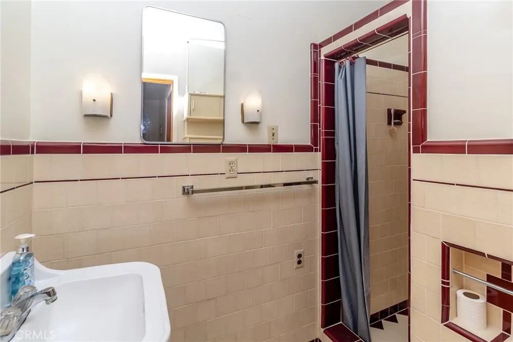 630 Acoma Street Needles, CA 92363