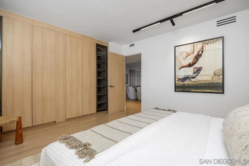 939 Coast #17D La Jolla, CA 92037