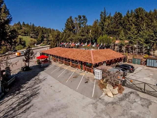 22990 Santa Cruz Highway 17 Los Gatos, CA 95033