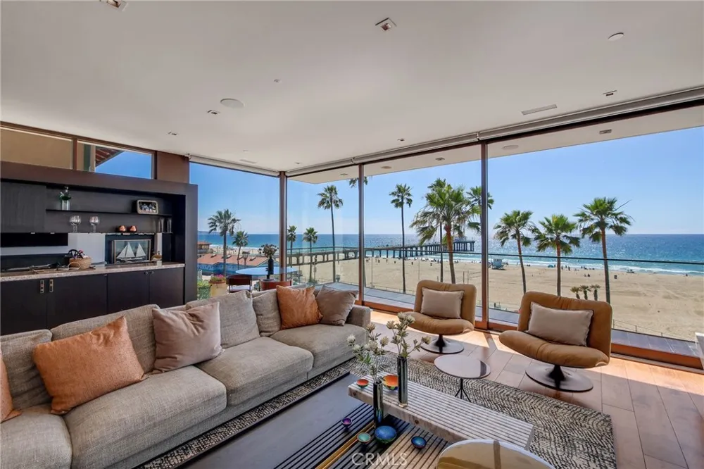 1204 The Strand Manhattan Beach, CA 90266