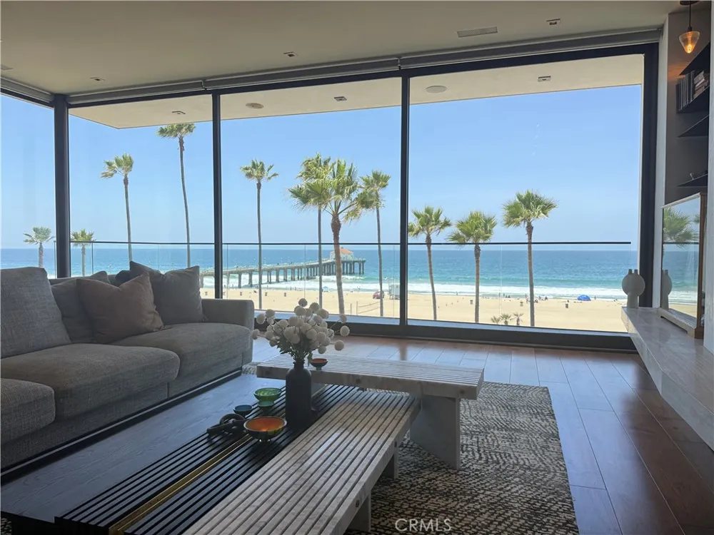 1204 The Strand Manhattan Beach, CA 90266