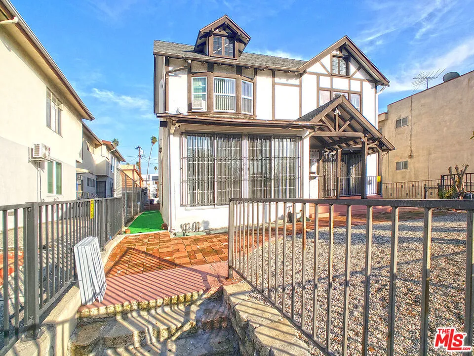 336 S Wilton Place #338 Los Angeles, CA 90020