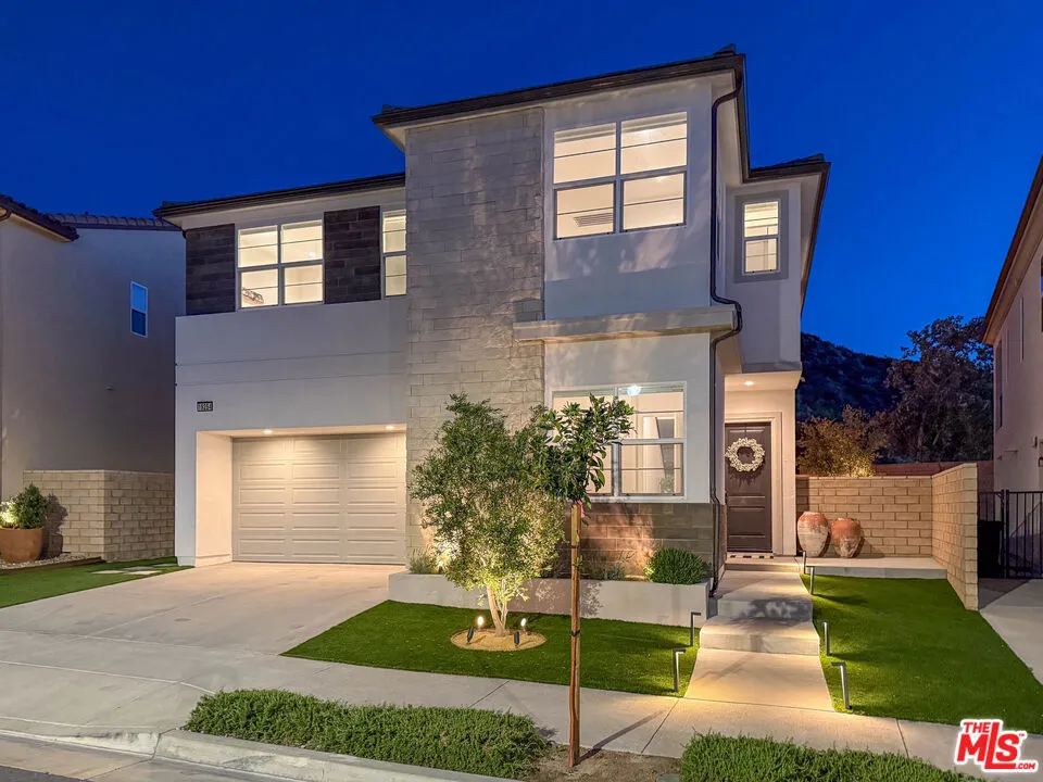 19254 Blackthorn Drive Santa Clarita, CA 91351