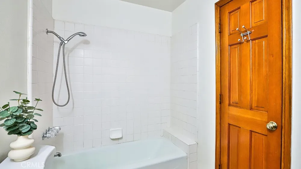 17200 Newhope #23 Fountain Valley, CA 92708