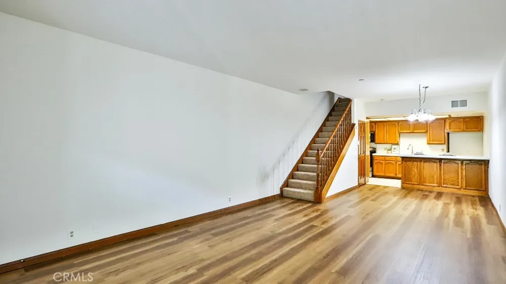 17200 Newhope #23 Fountain Valley, CA 92708