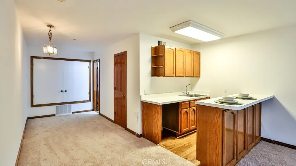 17200 Newhope #23 Fountain Valley, CA 92708