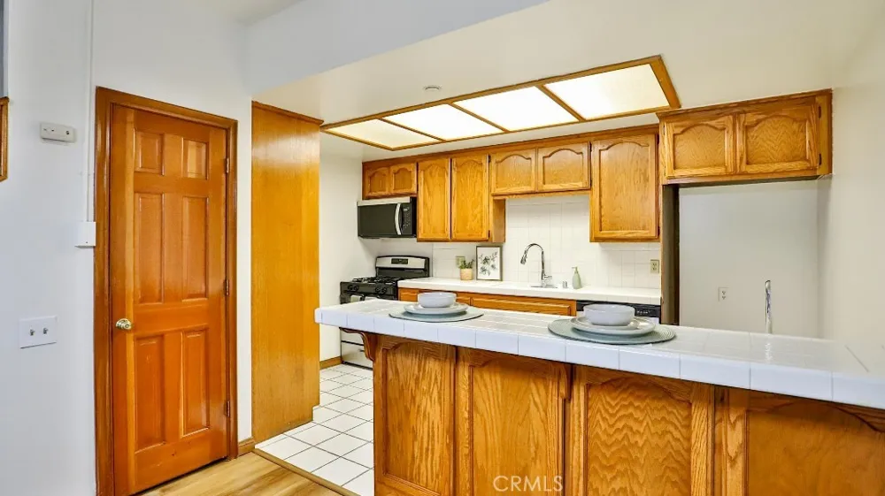 17200 Newhope #23 Fountain Valley, CA 92708