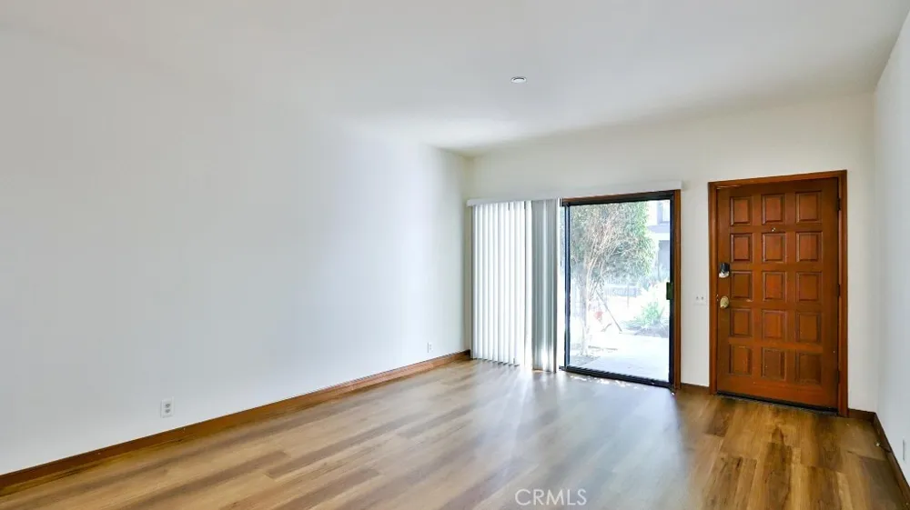 17200 Newhope #23 Fountain Valley, CA 92708