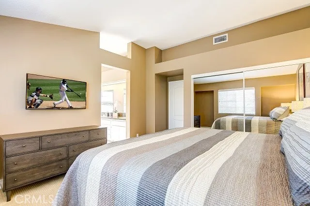 2439 Paseo Circulo Tustin, CA 92782