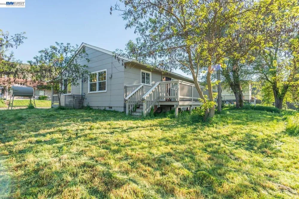 293 First Ave Lewiston, CA 96052