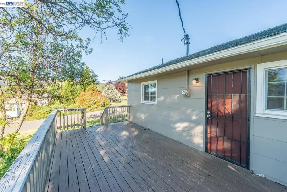 293 First Ave Lewiston, CA 96052