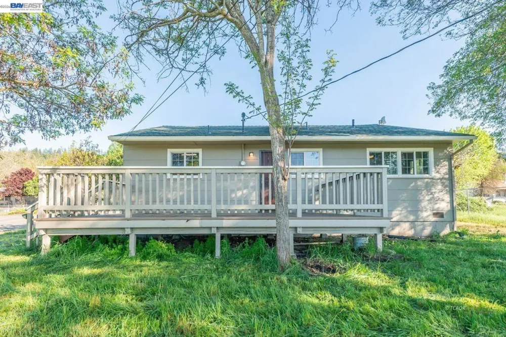 293 First Ave Lewiston, CA 96052