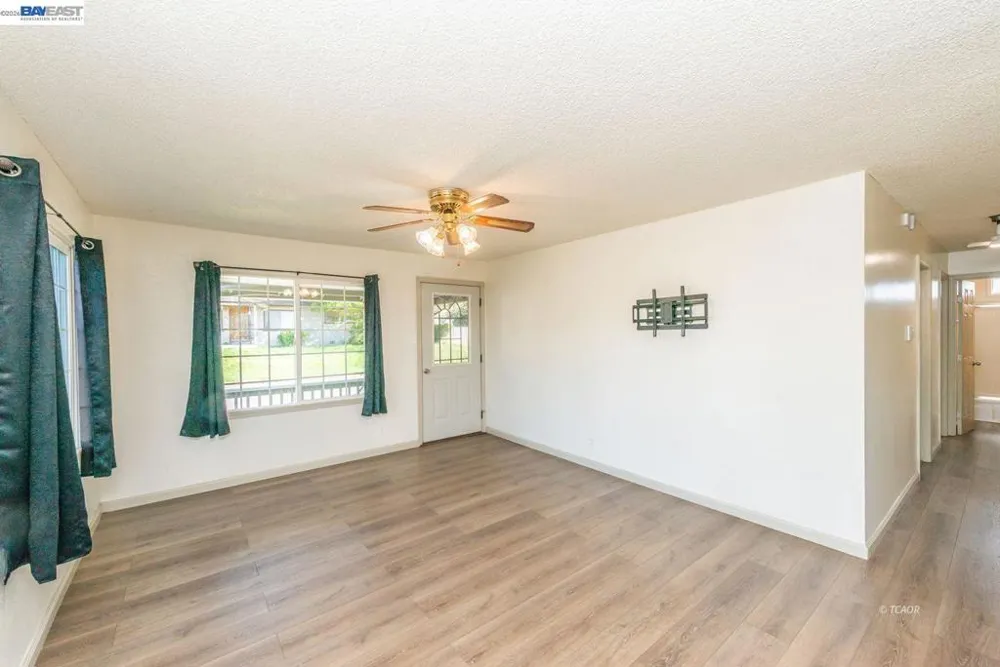 293 First Ave Lewiston, CA 96052