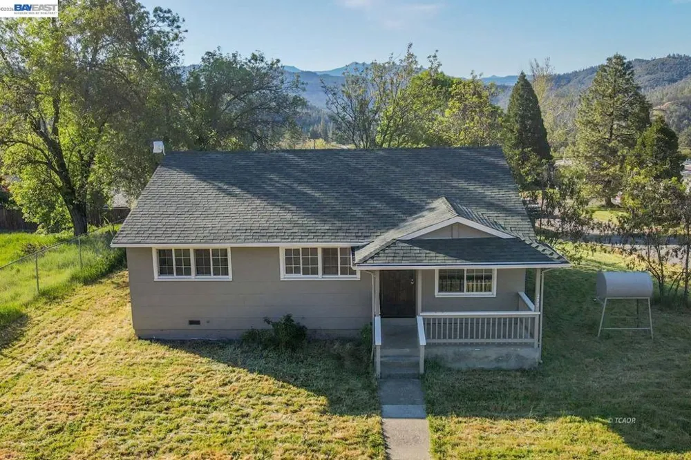 293 First Ave Lewiston, CA 96052