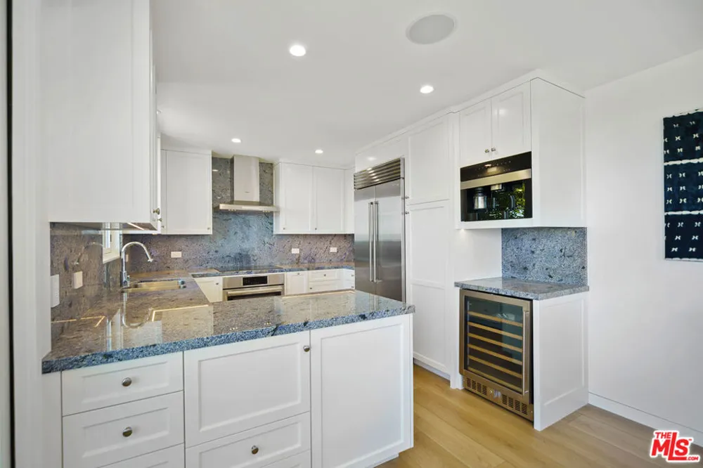 6817 Seawatch Lane Malibu, CA 90265