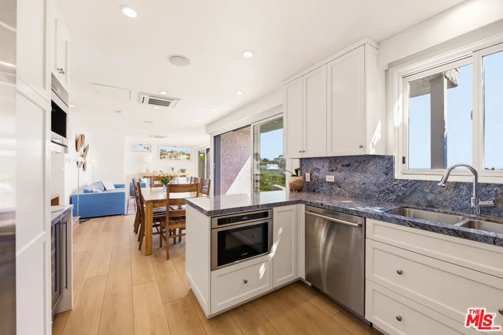 6817 Seawatch Lane Malibu, CA 90265