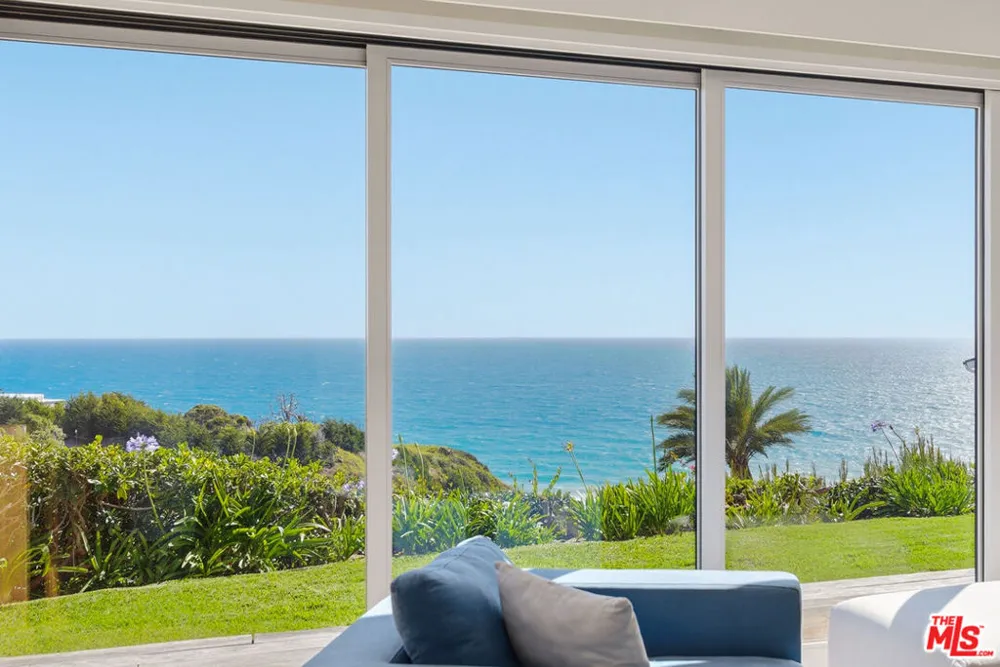 6817 Seawatch Lane Malibu, CA 90265