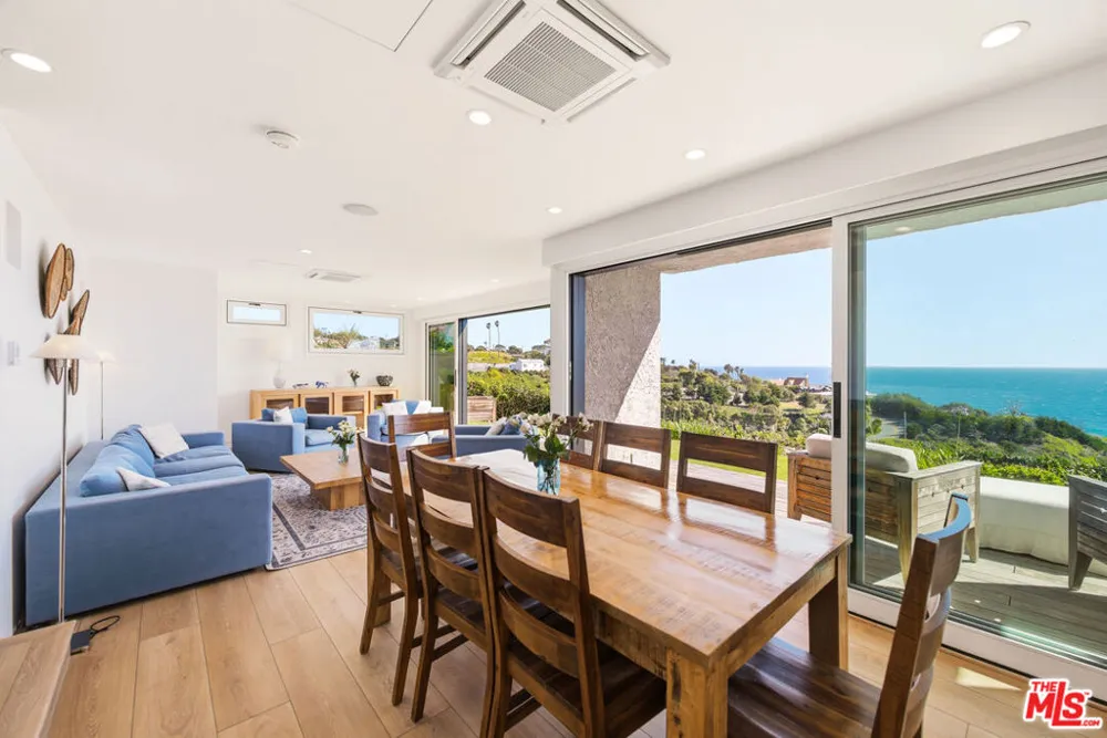 6817 Seawatch Lane Malibu, CA 90265