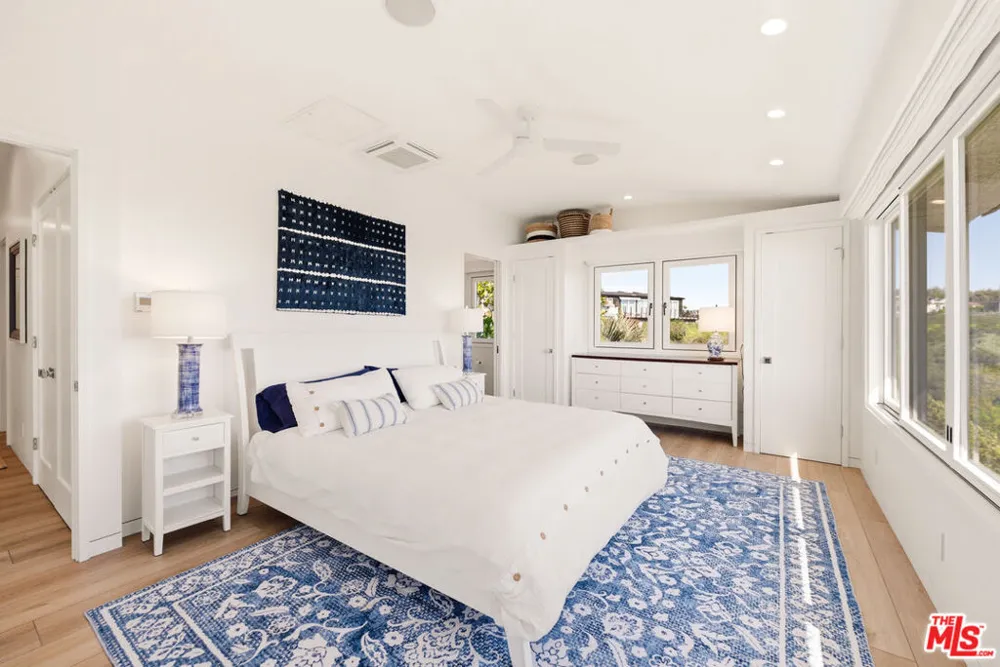 6817 Seawatch Lane Malibu, CA 90265
