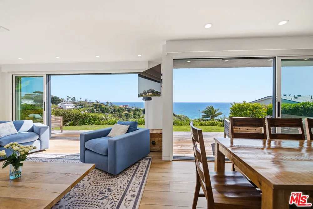 6817 Seawatch Lane Malibu, CA 90265