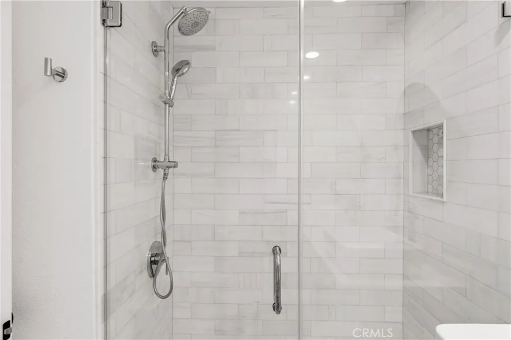 25662 Cresta Loma Laguna Niguel, CA 92677