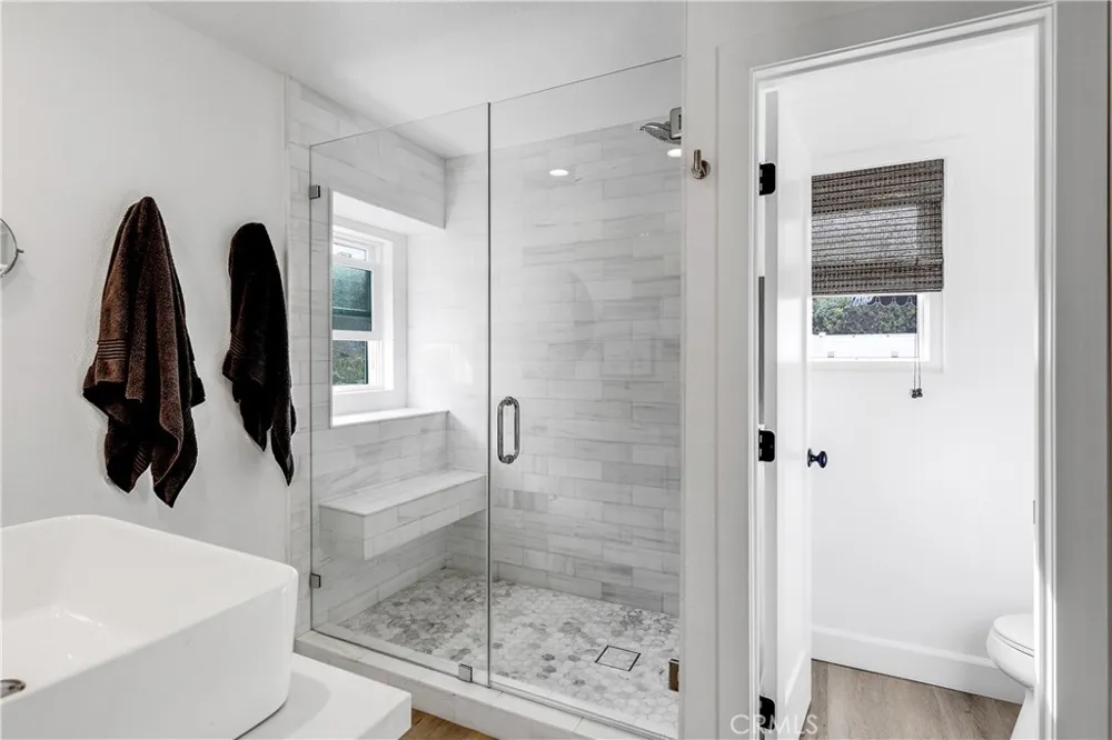 25662 Cresta Loma Laguna Niguel, CA 92677