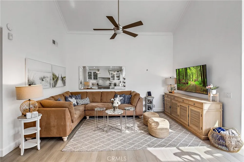 25662 Cresta Loma Laguna Niguel, CA 92677