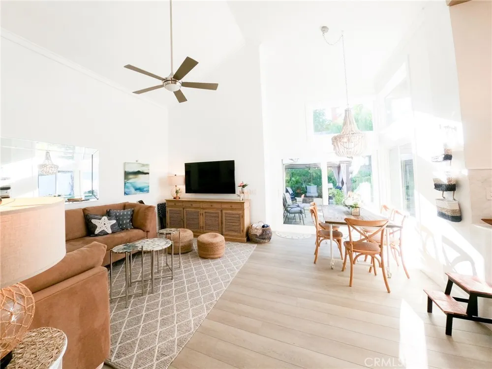 25662 Cresta Loma Laguna Niguel, CA 92677