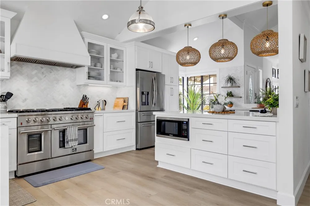 25662 Cresta Loma Laguna Niguel, CA 92677