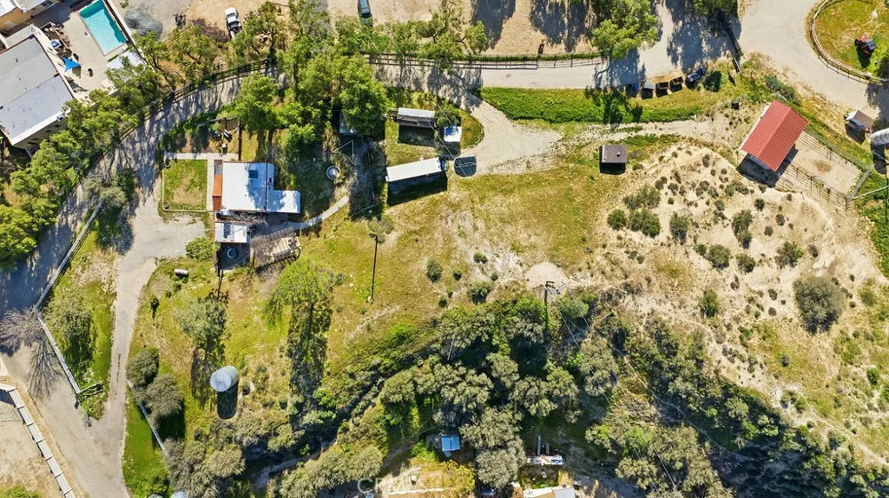 16070 Baker Canyon Canyon Country, CA 91390