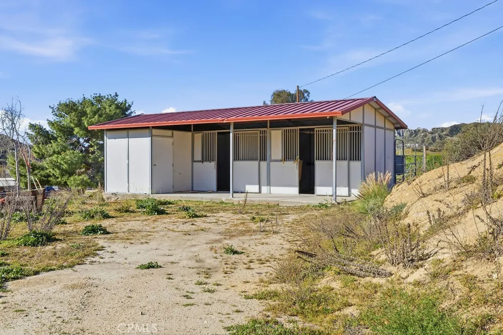 16070 Baker Canyon Canyon Country, CA 91390