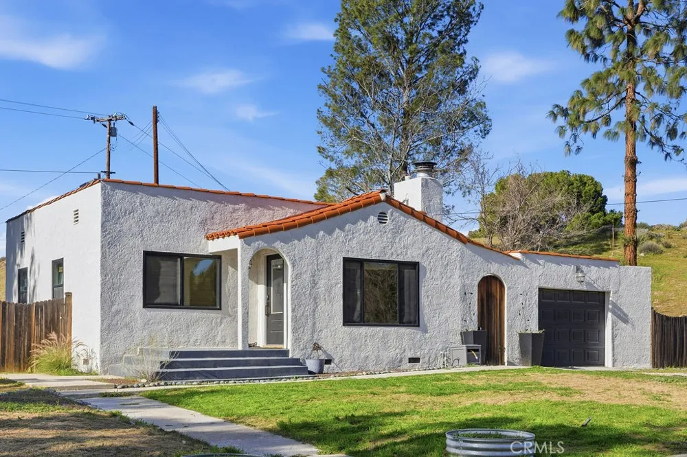 16070 Baker Canyon Canyon Country, CA 91390