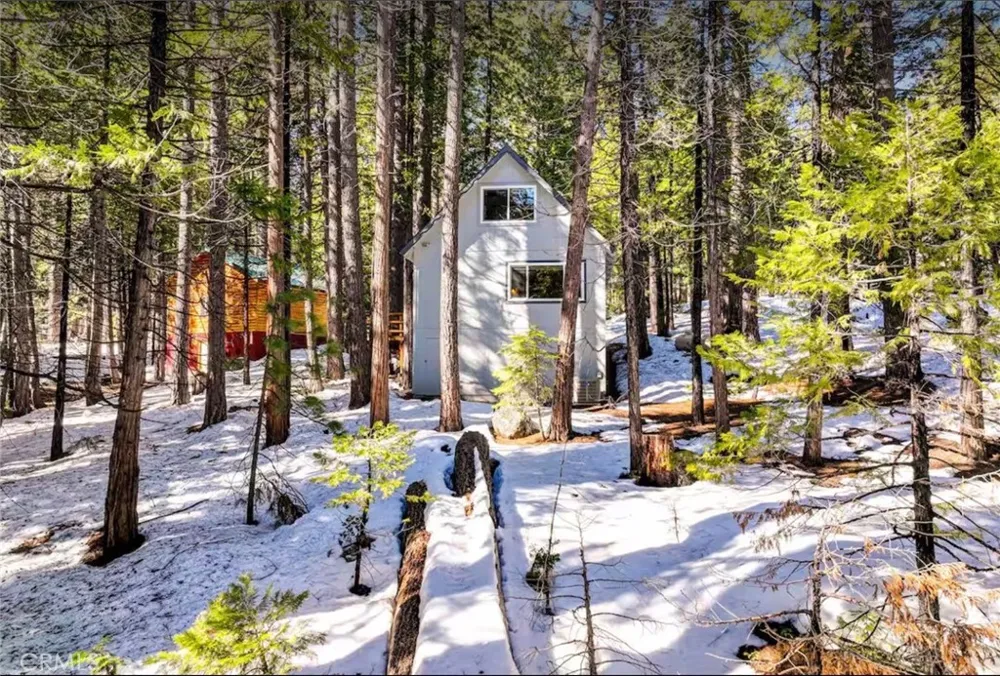 29591 Lassen Drive Long Barn, CA 95335