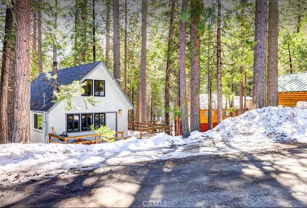 29591 Lassen Drive Long Barn, CA 95335