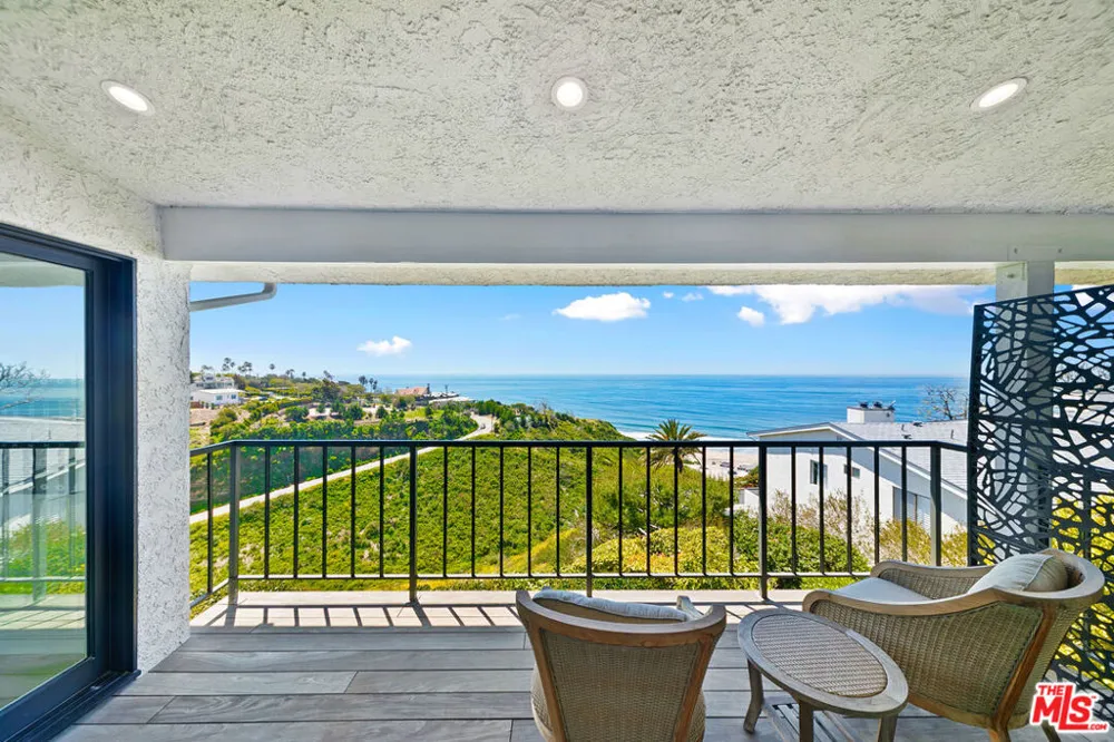 6817 Seawatch Lane Malibu, CA 90265