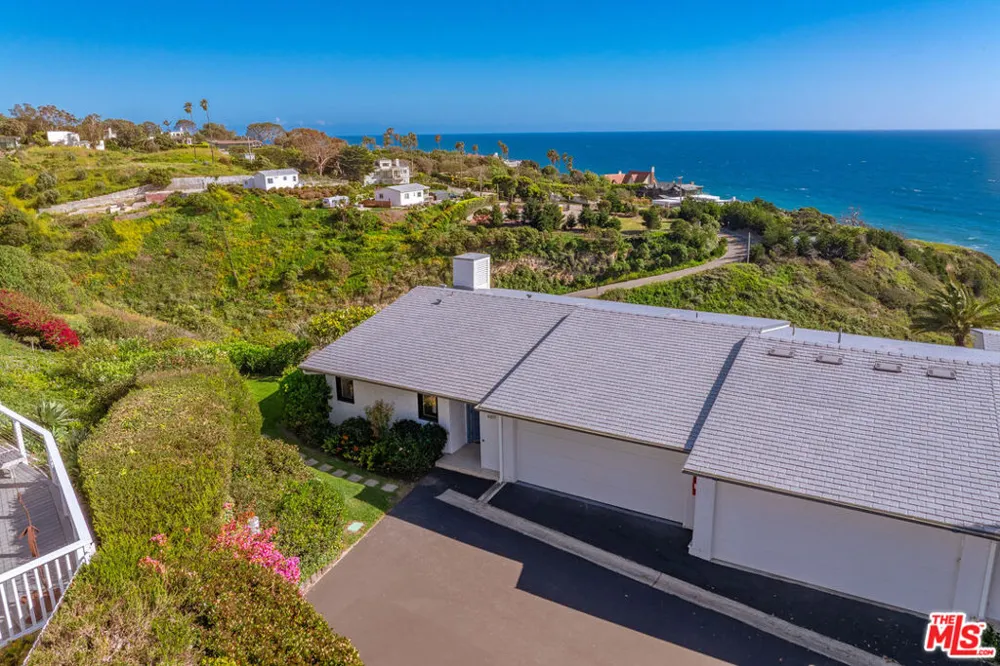 6817 Seawatch Lane Malibu, CA 90265