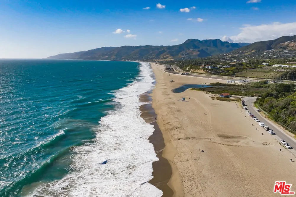 6817 Seawatch Lane Malibu, CA 90265