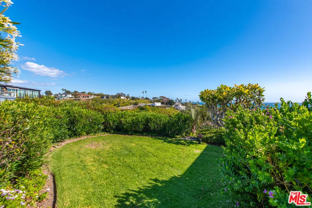 6817 Seawatch Lane Malibu, CA 90265
