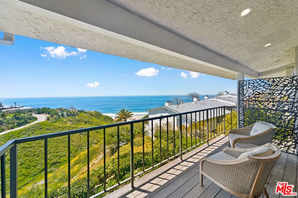 6817 Seawatch Lane Malibu, CA 90265
