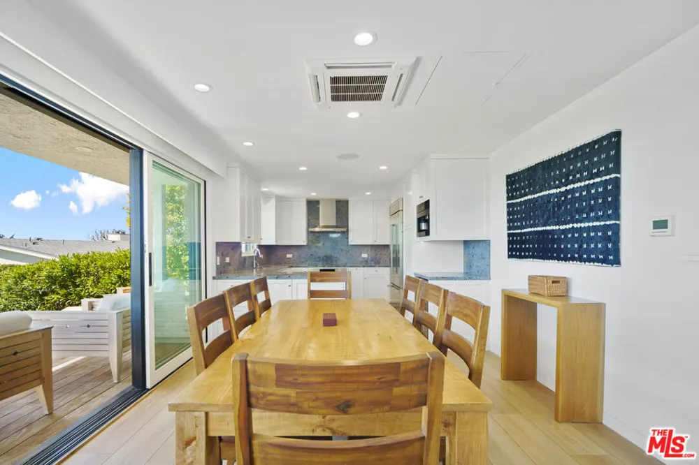 6817 Seawatch Lane Malibu, CA 90265
