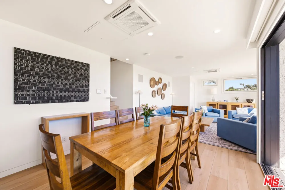 6817 Seawatch Lane Malibu, CA 90265