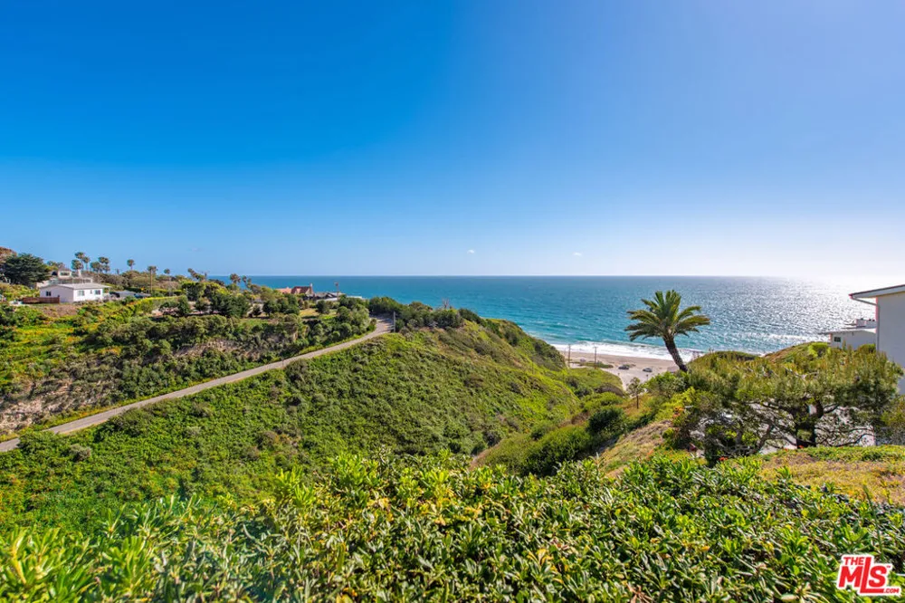6817 Seawatch Lane Malibu, CA 90265