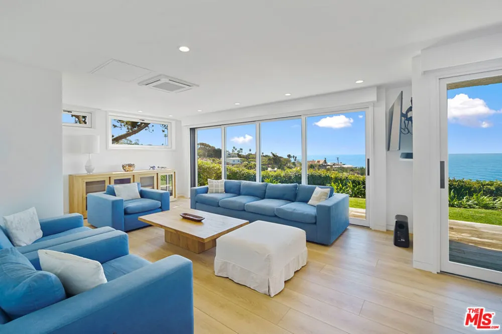 6817 Seawatch Lane Malibu, CA 90265