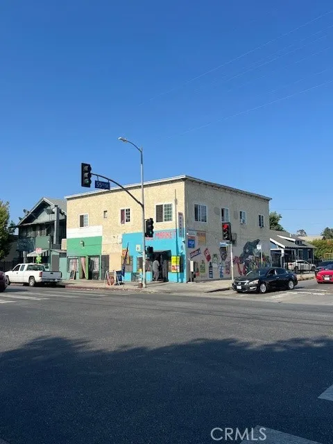 5426 Compton