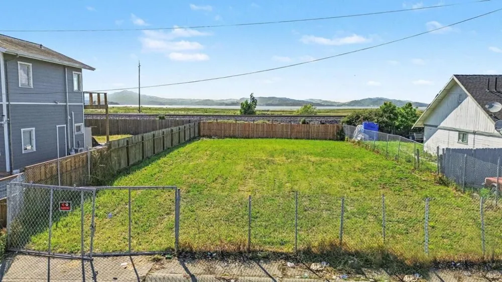3905 Jenkins Way San Pablo, CA 94806
