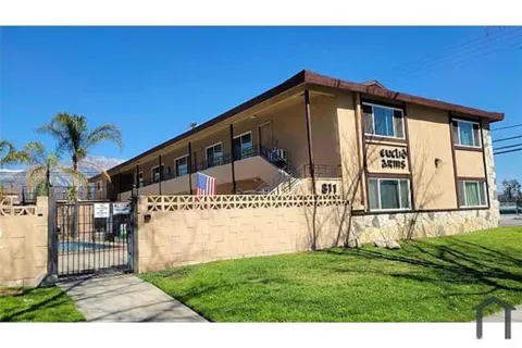 811 Orchid Court #L
