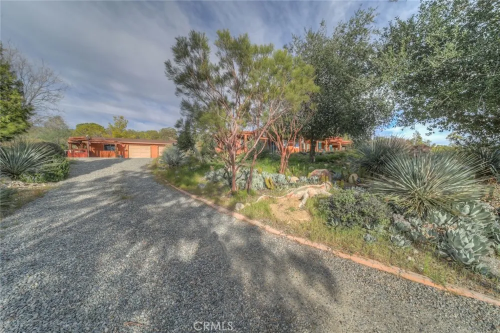 37440 Old Forest Anza, CA 92539